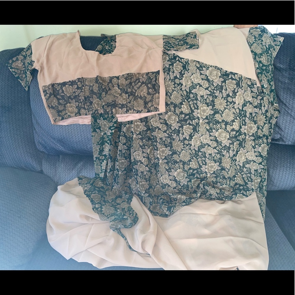 Sari Tan Off White Green Flowers Brand New Saree